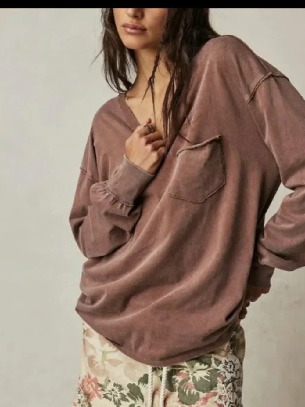WE THE FREE PEOPLE FADE INTO YOU UMBER EARTH LONG SLEEVE OVERSIZED POCKET TEE XS